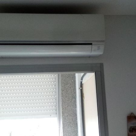 A Perte De Vue Linge De Maison Fourni Empuriabrava Exterior foto
